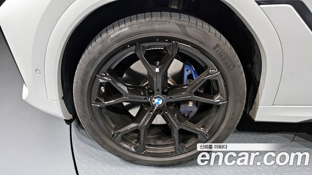 BMW X6 2021 thumb 6