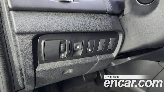 Renault Korea SM3 2014 thumb 11