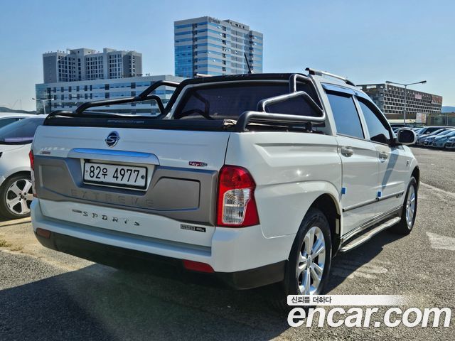 SsangYong Korando 2017 thumb 3