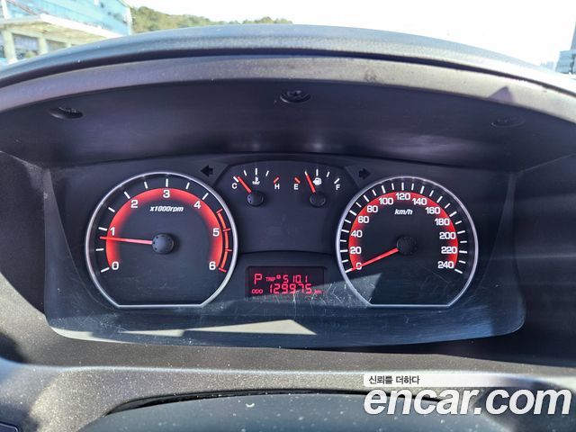 SsangYong Korando 2017 thumb 9