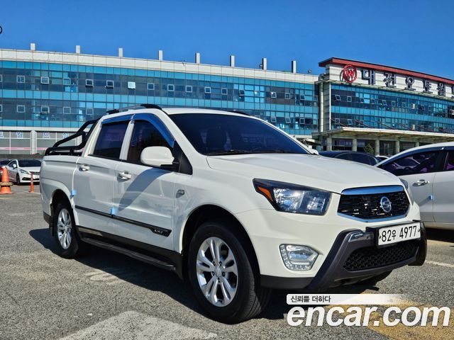 SsangYong Korando 2017 thumb 12