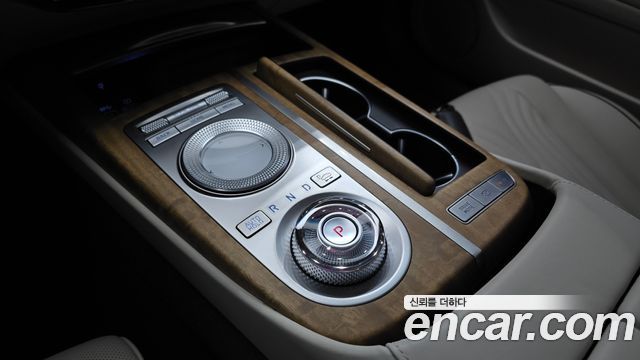 Genesis G80 2021 thumb 10