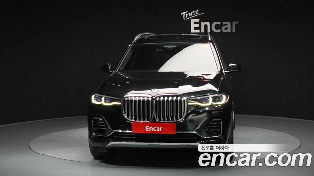 BMW X7 2020 thumb 4