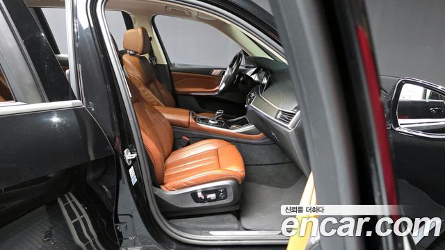 BMW X7 2020 thumb 12