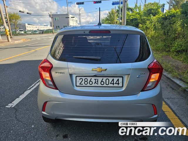 Chevrolet Spark 2017 thumb 5