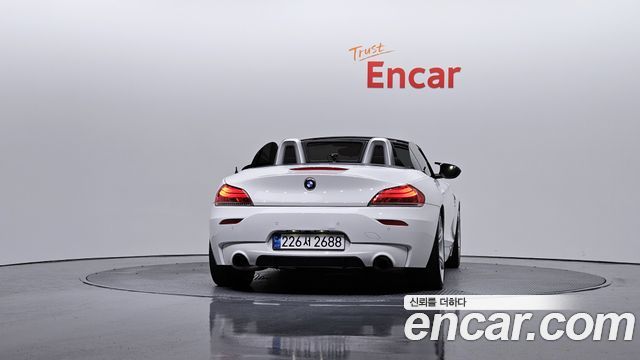 BMW Z4 2012 thumb 5