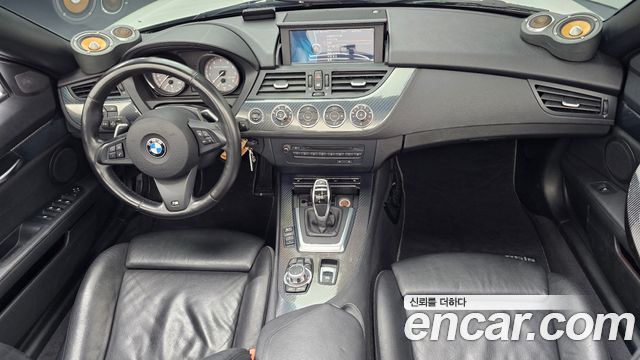 BMW Z4 2012 thumb 8