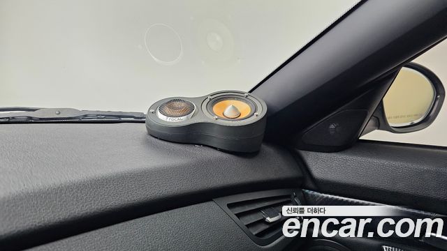 BMW Z4 2012 thumb 11