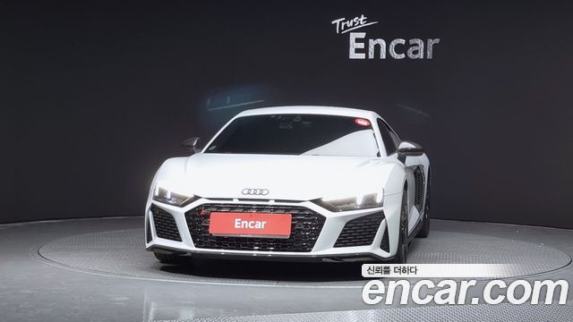 Audi R8 2021 thumb 3