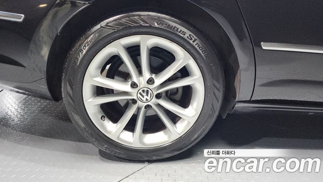 Volkswagen Arteon 2010 thumb 6