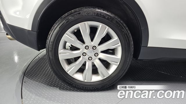 Land Rover Discovery Sport 2016 thumb 6