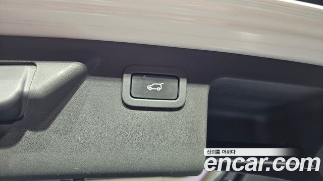 Land Rover Discovery Sport 2016 thumb 11