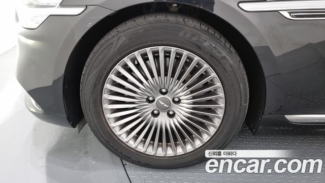 Genesis G90 2020 thumb 5