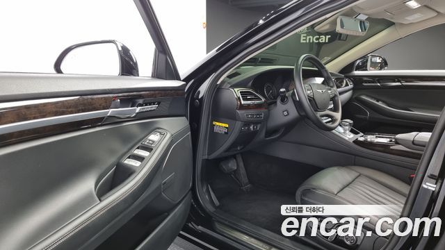 Genesis G90 2020 thumb 12