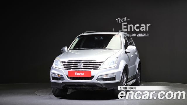 SsangYong Rexton 2013 thumb 4