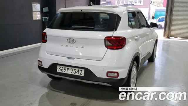 Hyundai Venue 2022 thumb 3