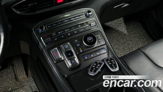 Hyundai Santa Fe 2020 thumb 9