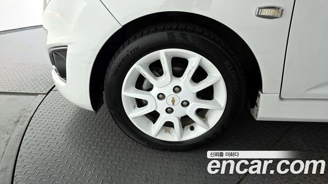 Chevrolet Spark 2015 thumb 6