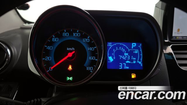 Chevrolet Spark 2015 thumb 9