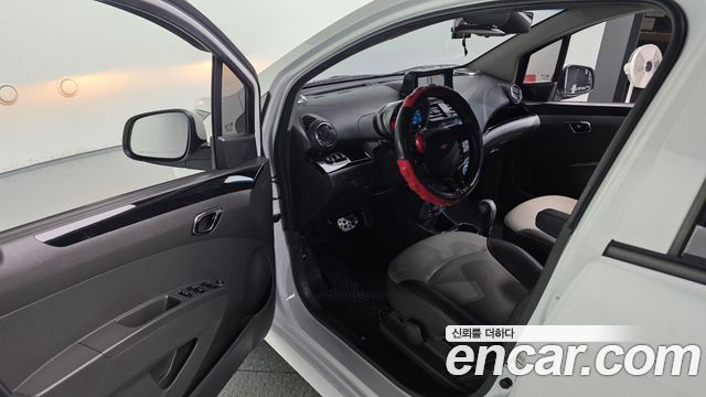 Chevrolet Spark 2015 thumb 12