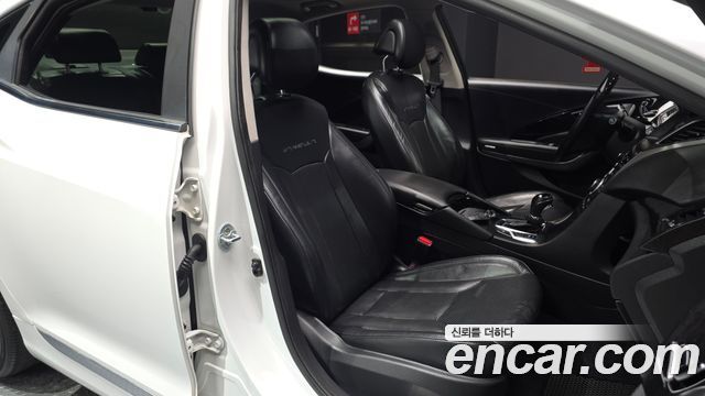 Hyundai Grandeur 2016 thumb 11