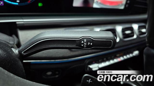 Mercedes-Benz GLS 2022 thumb 9