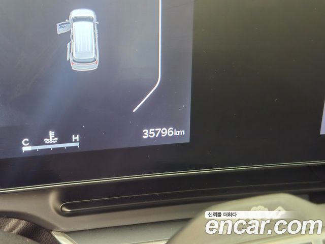 Kia Carnival 2024 thumb 9