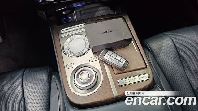 Genesis G80 2020 thumb 10