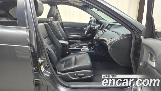Honda Accord 2010 thumb 11