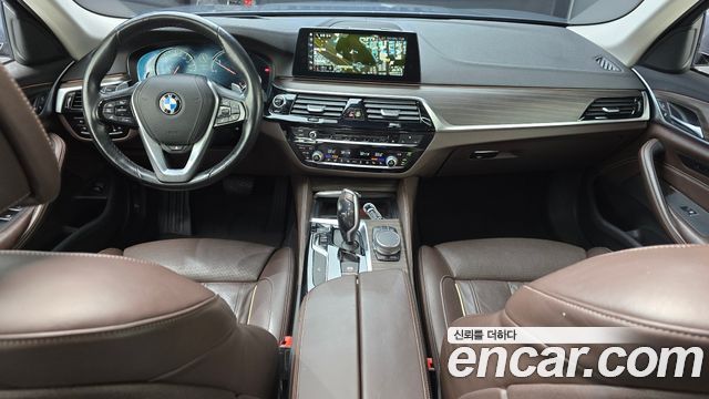 BMW 5 серии 2018 thumb 8