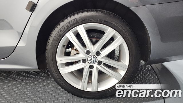 Volkswagen Jetta 2015 thumb 6