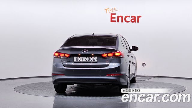 Hyundai Avante 2017 thumb 5