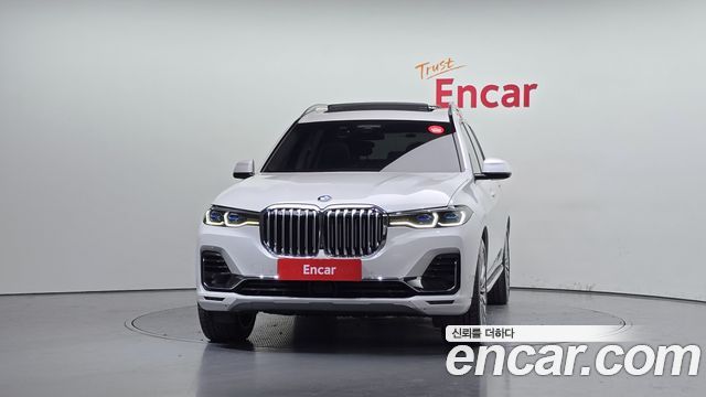 BMW X7 2021 thumb 3