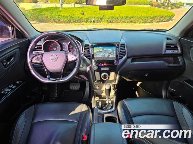 SsangYong Tivoli 2017 thumb 9