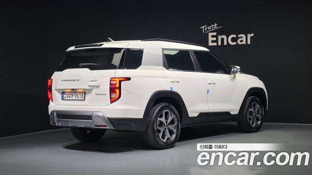 SsangYong Torres 2022 thumb 3