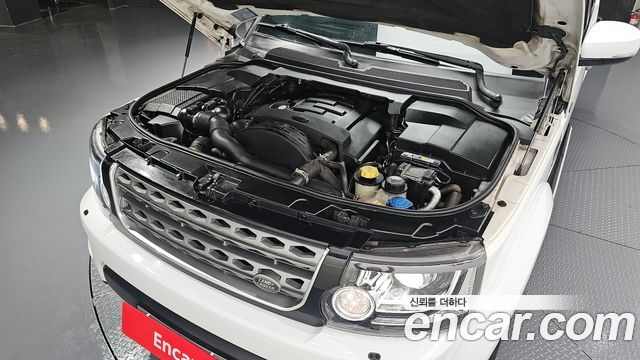 Land Rover Discovery 2016 thumb 6