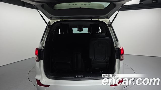 SsangYong Korando 2017 thumb 11