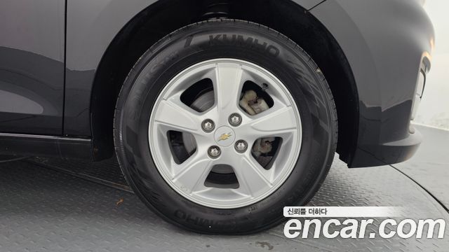 Chevrolet Spark 2020 thumb 6