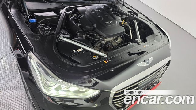 Genesis G90 2017 thumb 7