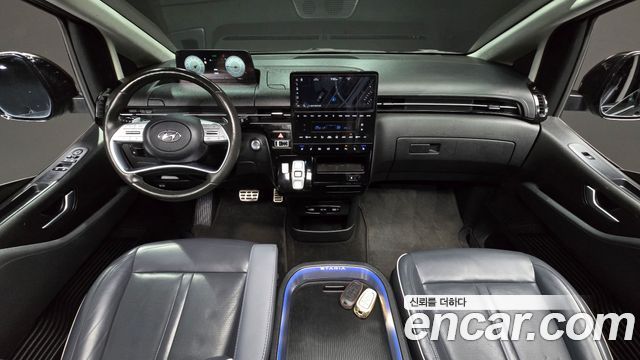 Hyundai Staria 2021 thumb 7