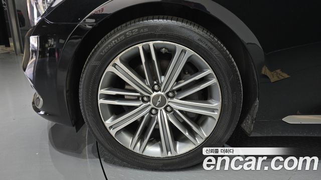 Genesis G80 2017 thumb 6