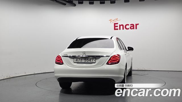 Mercedes-Benz C-Class 2015 thumb 5