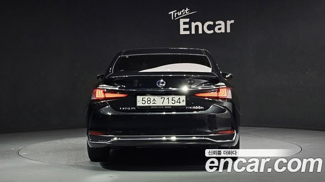 Lexus ES 2019 thumb 5