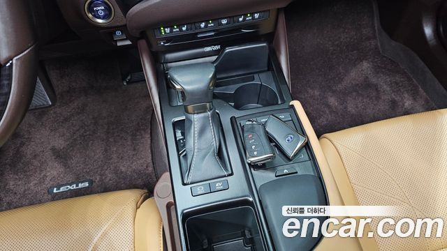 Lexus ES 2019 thumb 9