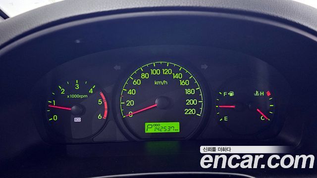 Hyundai Starex 2010 thumb 9