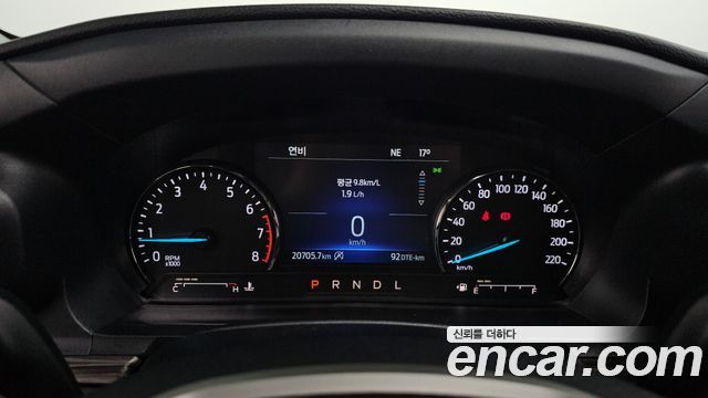 Ford Explorer 2023 thumb 8