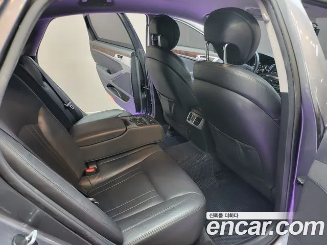 Hyundai Genesis 2015 thumb 3