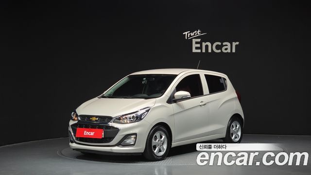 Chevrolet Spark 2018 thumb 2