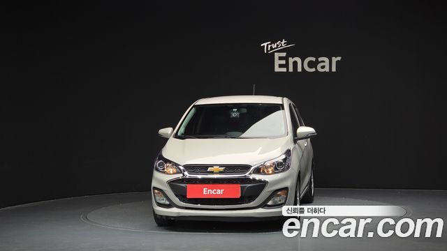 Chevrolet Spark 2018 thumb 4