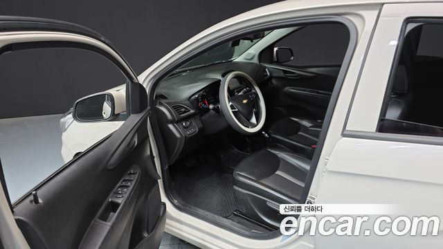 Chevrolet Spark 2018 thumb 10